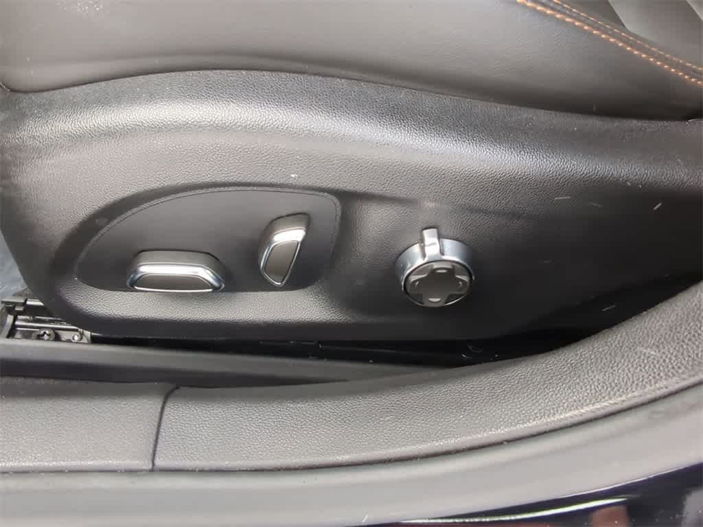 Thumbnail: 2022 Cadillac CT5 - 16