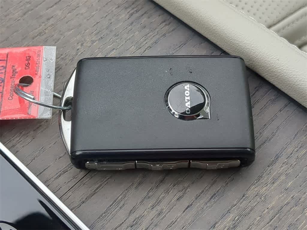 Thumbnail: 2026 Volvo XC90 - 33