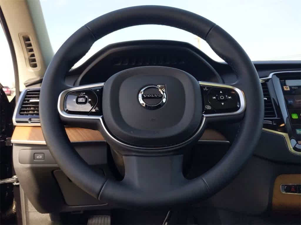 Thumbnail: 2025 Volvo XC90 - 21