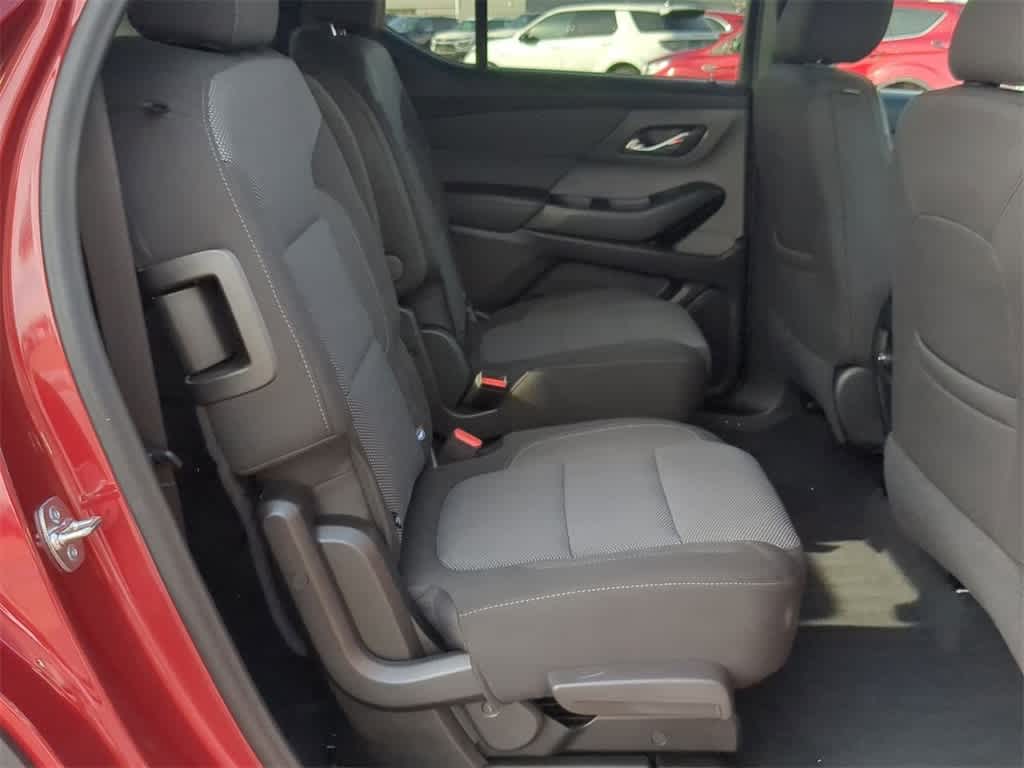 Thumbnail: 2024 Chevrolet Traverse - 19