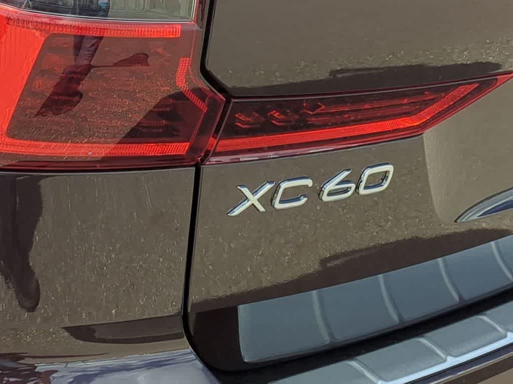 Thumbnail: 2026 Volvo XC60 - 12