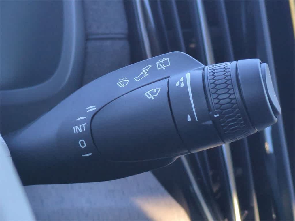 Thumbnail: 2026 Volvo XC90 - 25