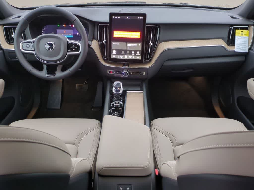 Thumbnail: 2026 Volvo XC60 - 14