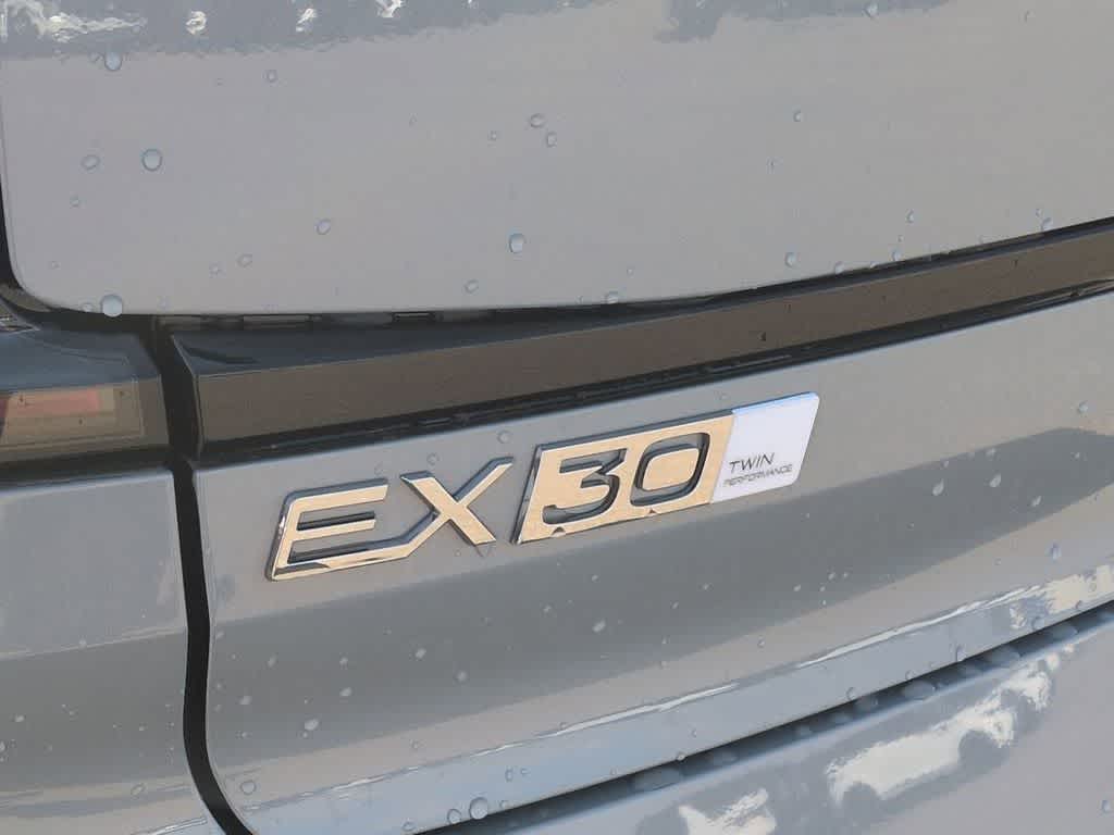 Thumbnail: 2026 Volvo EX30 - 12
