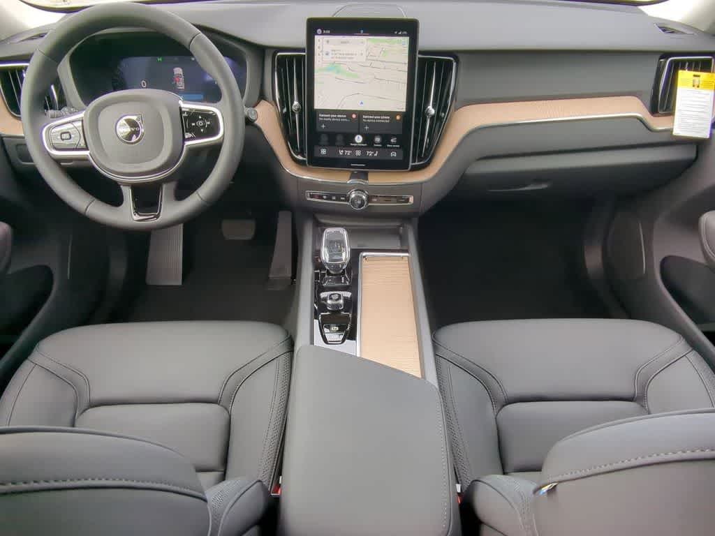 Thumbnail: 2026 Volvo XC60 - 14