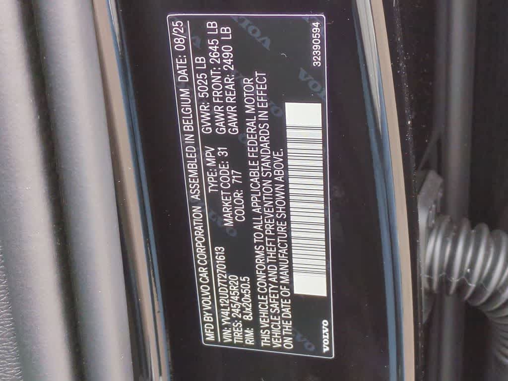 Thumbnail: 2026 Volvo XC40 - 35