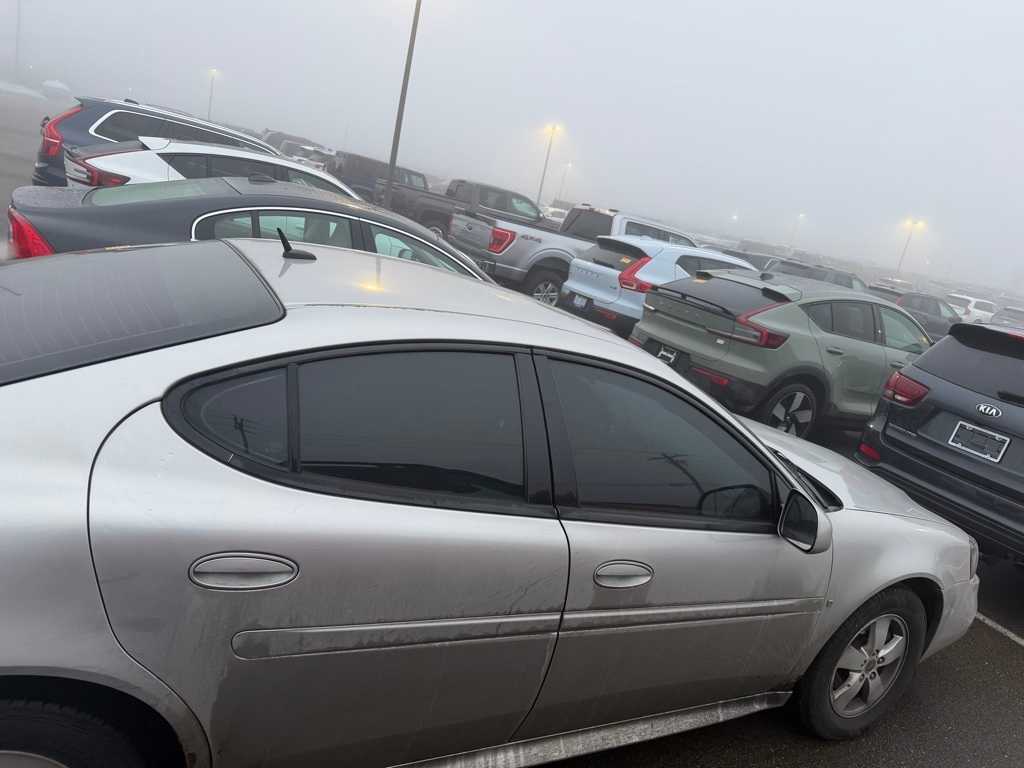 Thumbnail: 2006 Pontiac Grand Prix - 6