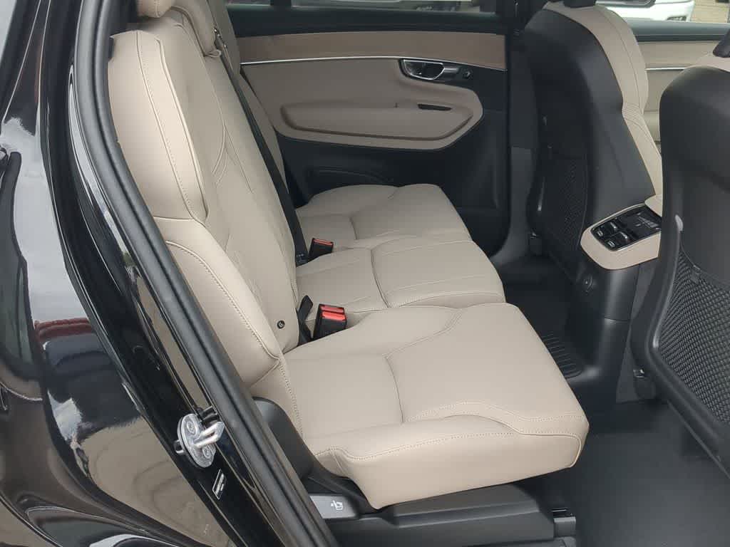 Thumbnail: 2026 Volvo XC90 - 19
