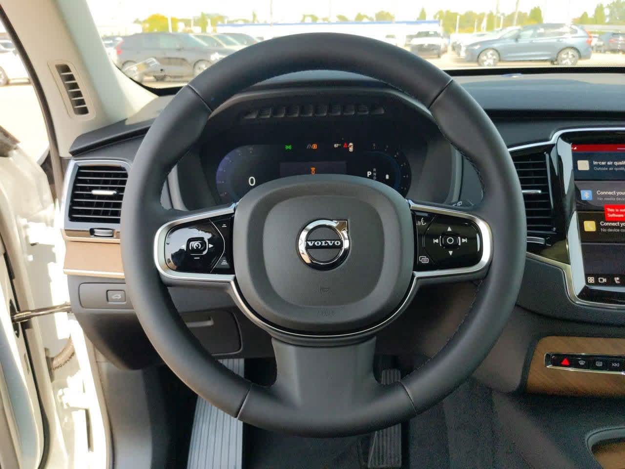 Thumbnail: 2025 Volvo XC90 - 20
