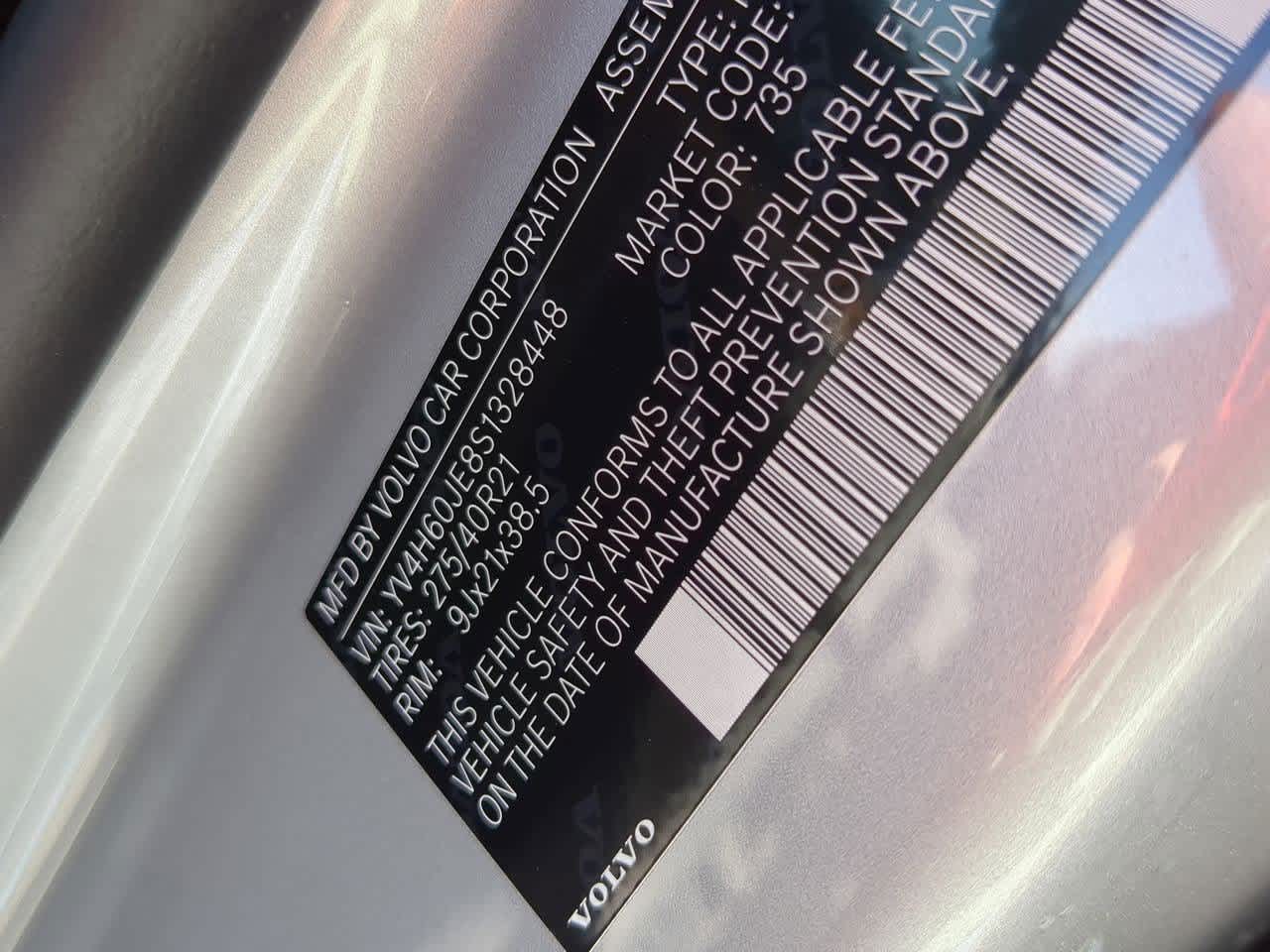2025 Volvo XC90 T8 Plus 36
