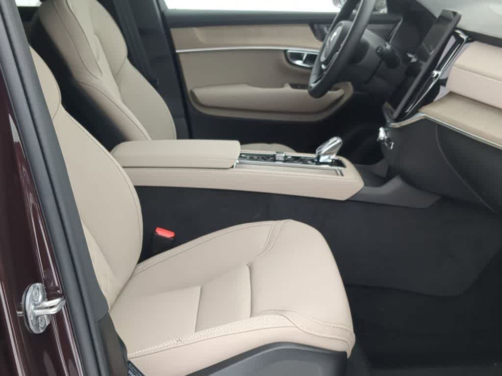 Thumbnail: 2026 Volvo XC90 - 20