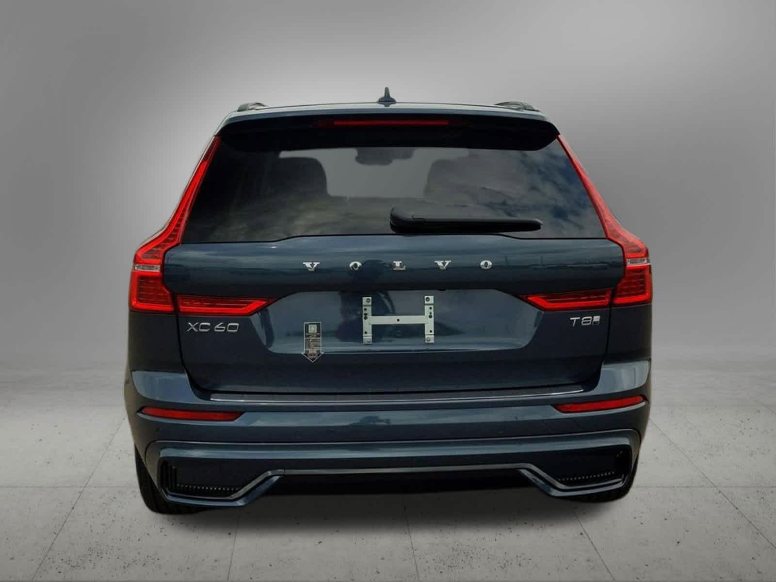 Thumbnail: 2025 Volvo XC60 - 5