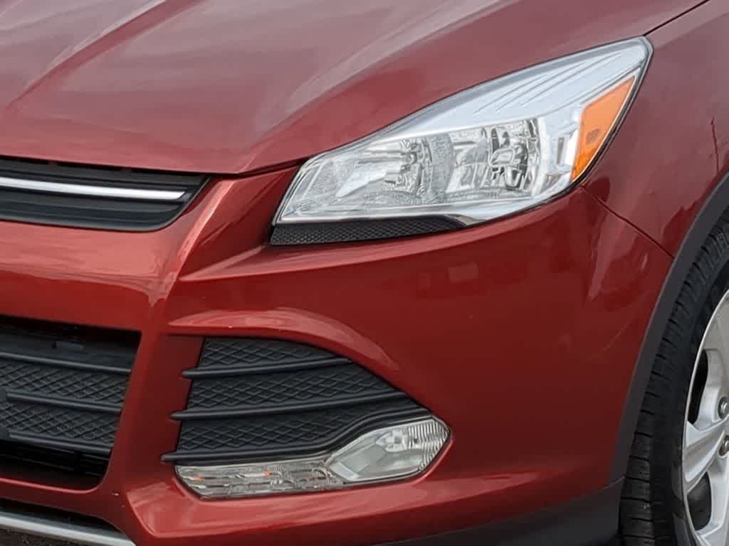 Thumbnail: 2016 Ford Escape - 10