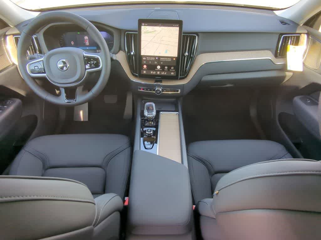 Thumbnail: 2026 Volvo XC60 - 14