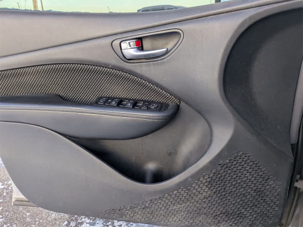 Thumbnail: 2015 Dodge Dart - 25