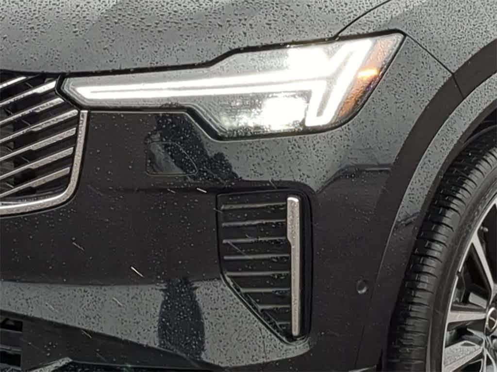 Thumbnail: 2026 Volvo XC90 - 10