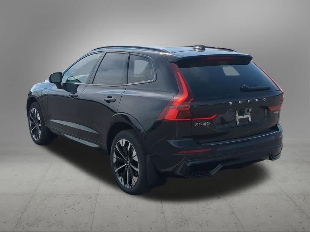 Thumbnail: 2026 Volvo XC60 - 4
