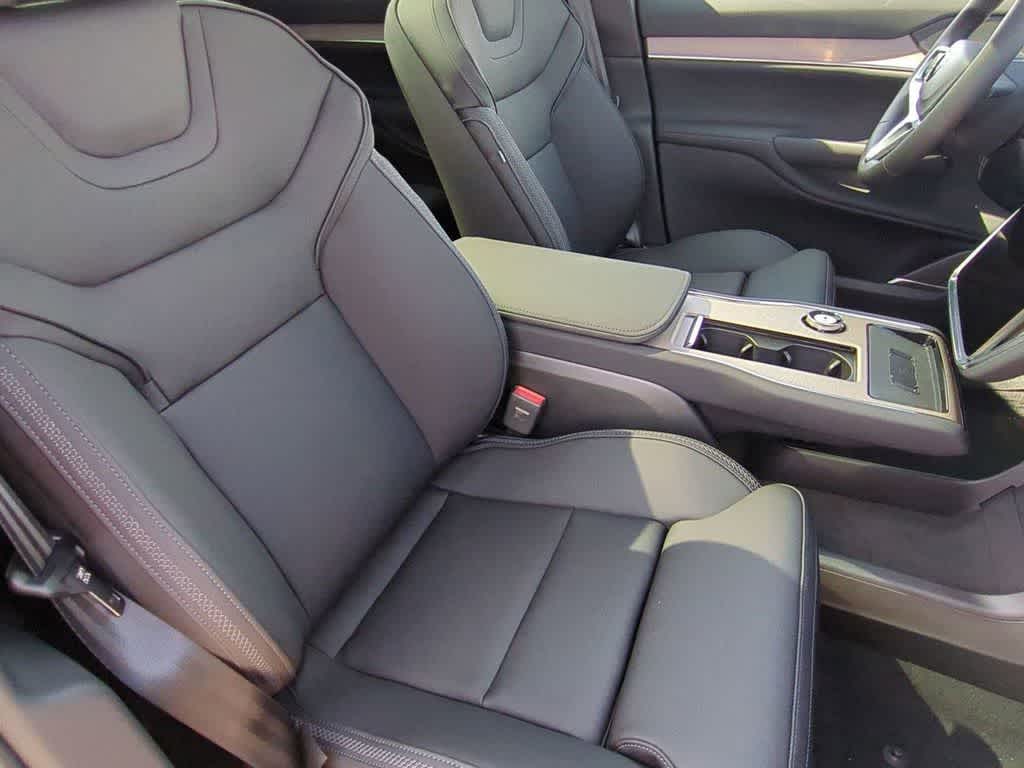 Thumbnail: 2025 Volvo EX90 - 21