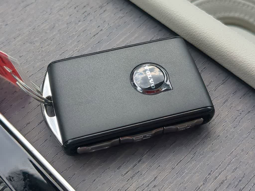 Thumbnail: 2026 Volvo XC90 - 32