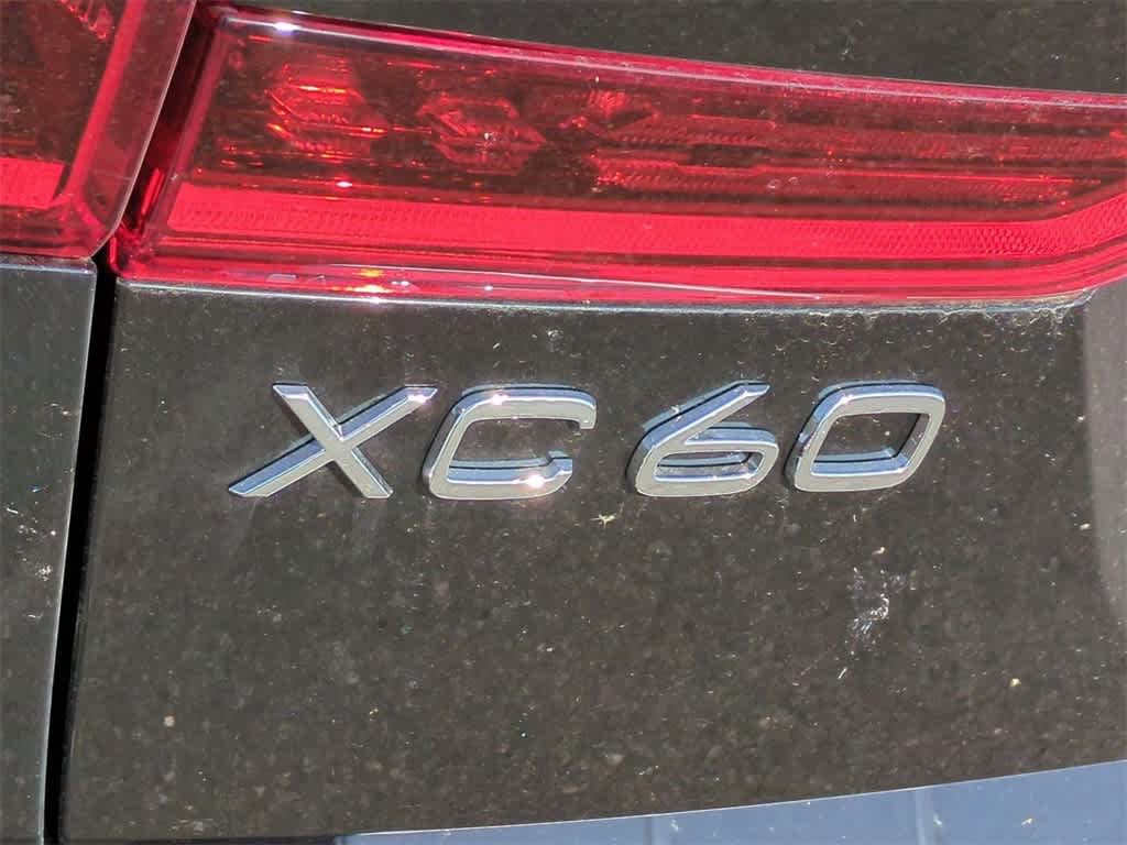 Thumbnail: 2026 Volvo XC60 - 12