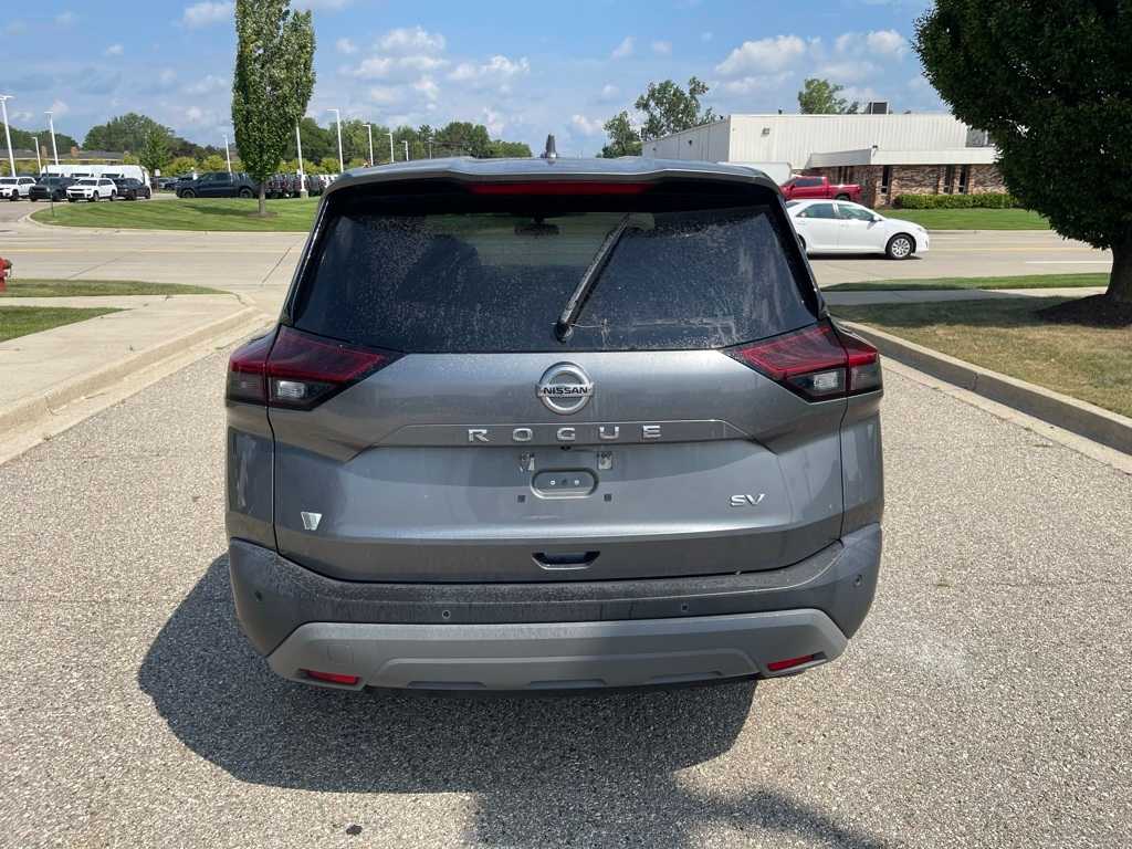 Thumbnail: 2021 Nissan Rogue - 4