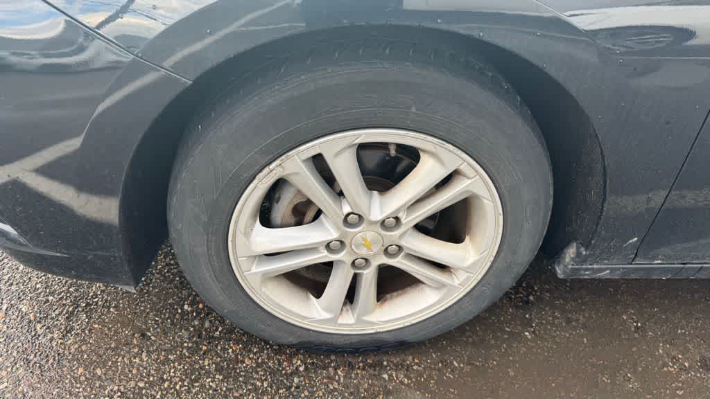 Thumbnail: 2017 Chevrolet Cruze - 10