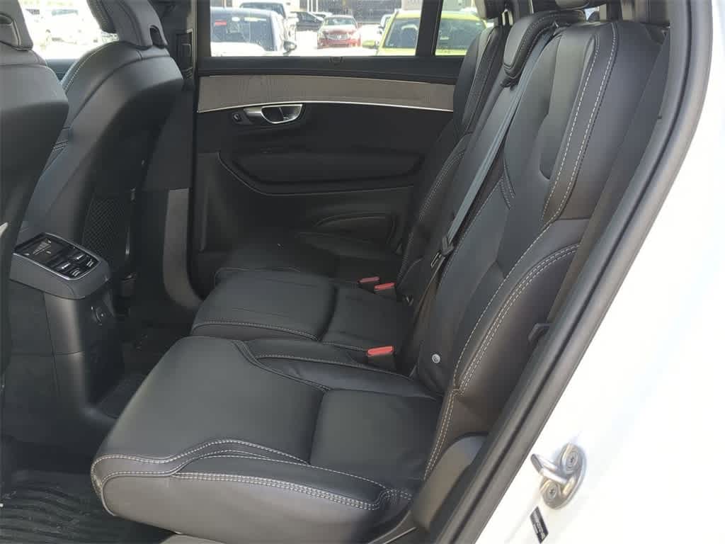 Thumbnail: 2025 Volvo XC90 - 18