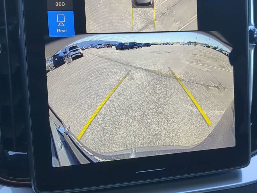 Thumbnail: 2026 Volvo XC90 - 28