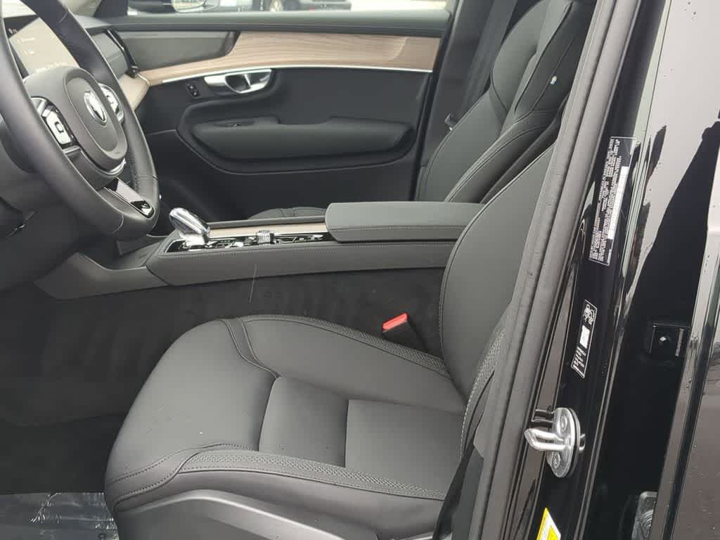 Thumbnail: 2026 Volvo XC90 - 15