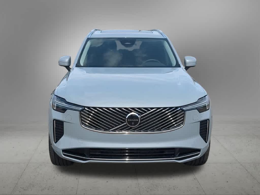 2026 Volvo XC90 Plus - Photo 9