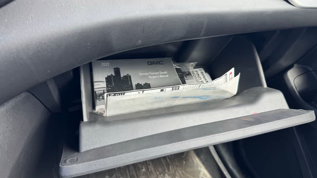 Thumbnail: 2022 GMC Terrain - 29