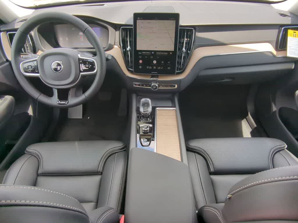 Thumbnail: 2026 Volvo XC60 - 14