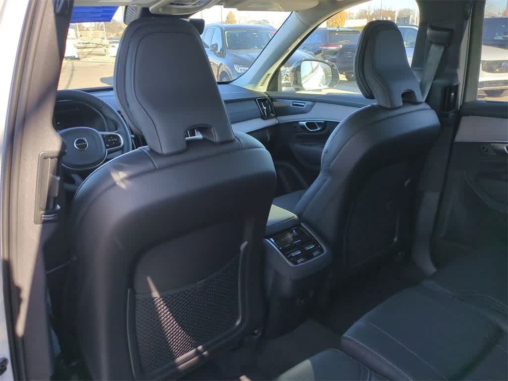 Thumbnail: 2026 Volvo XC90 - 10