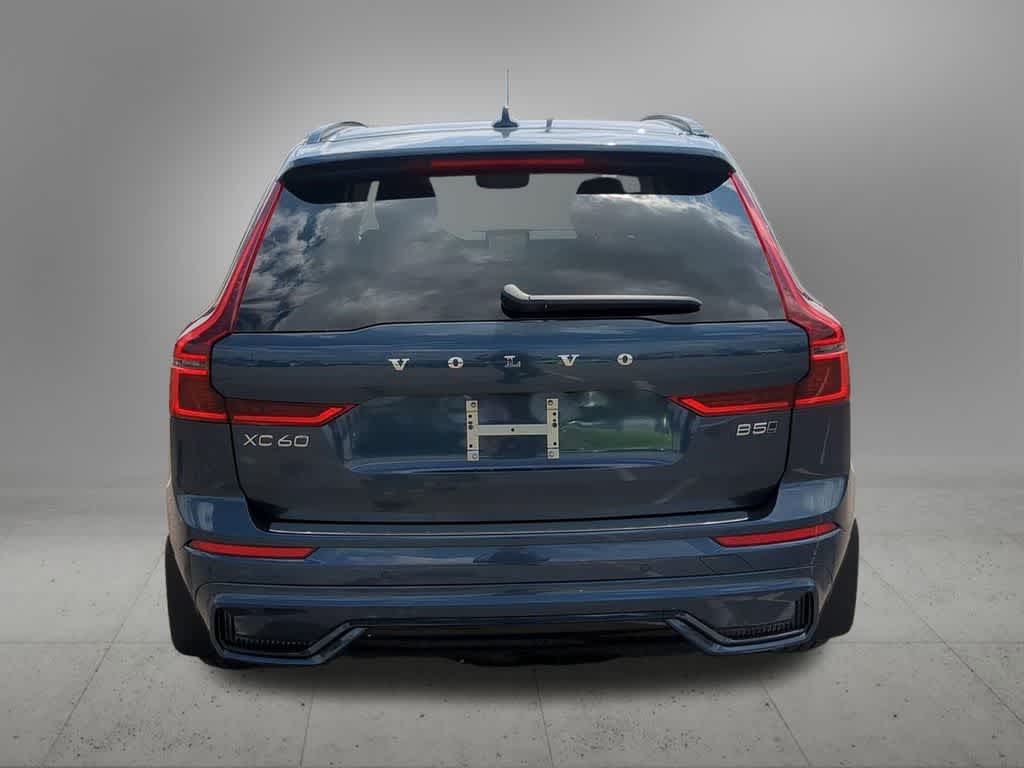 Thumbnail: 2026 Volvo XC60 - 5