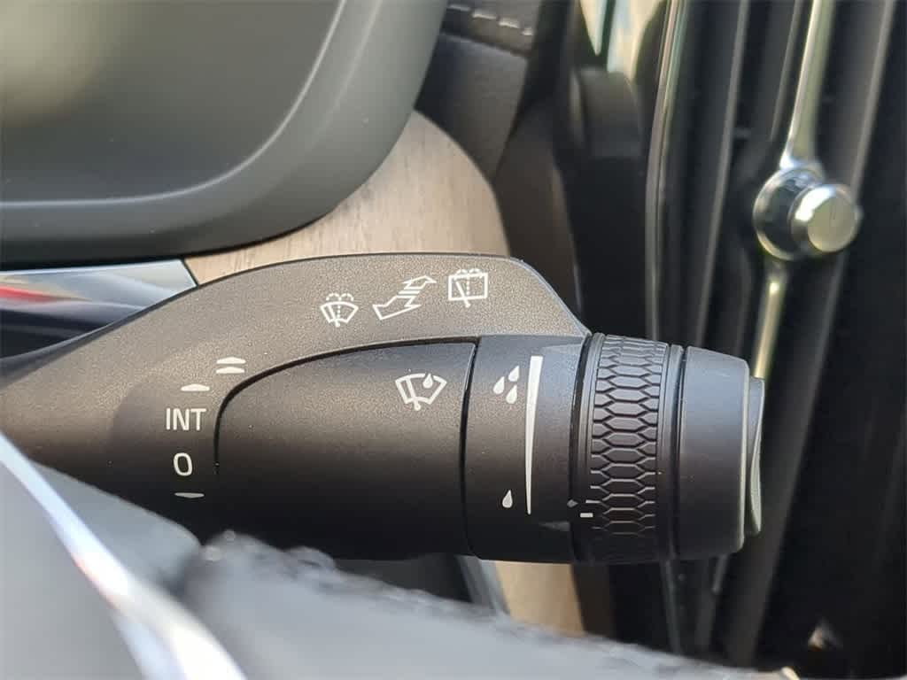 Thumbnail: 2026 Volvo XC60 - 24