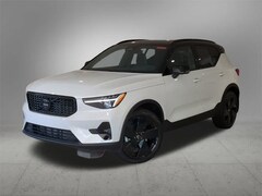 2026 Volvo XC40 B5 Ultra Black Edition SUV
