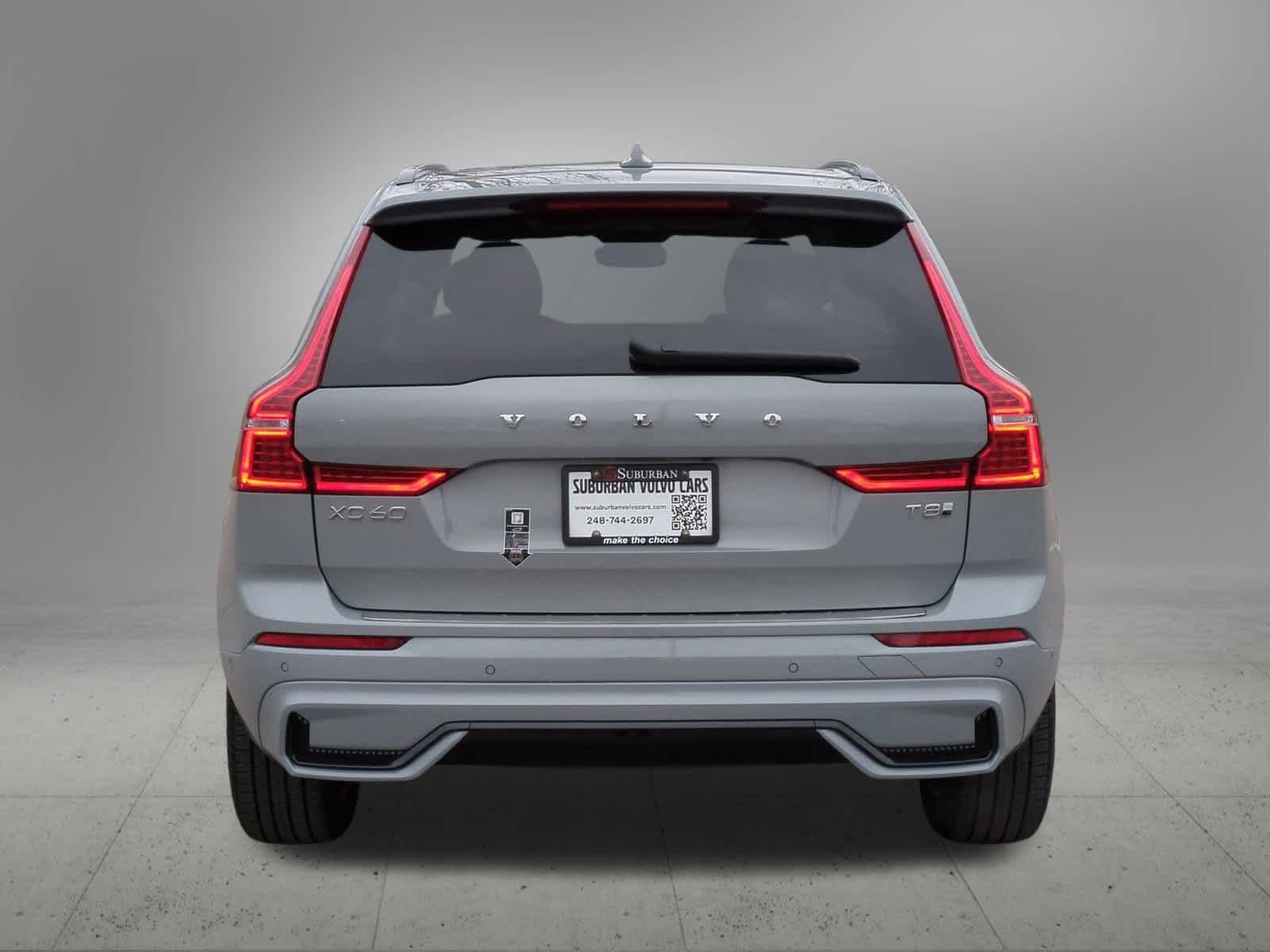 Thumbnail: 2025 Volvo XC60 - 5