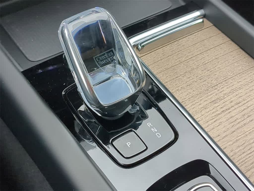 Thumbnail: 2026 Volvo XC60 - 30