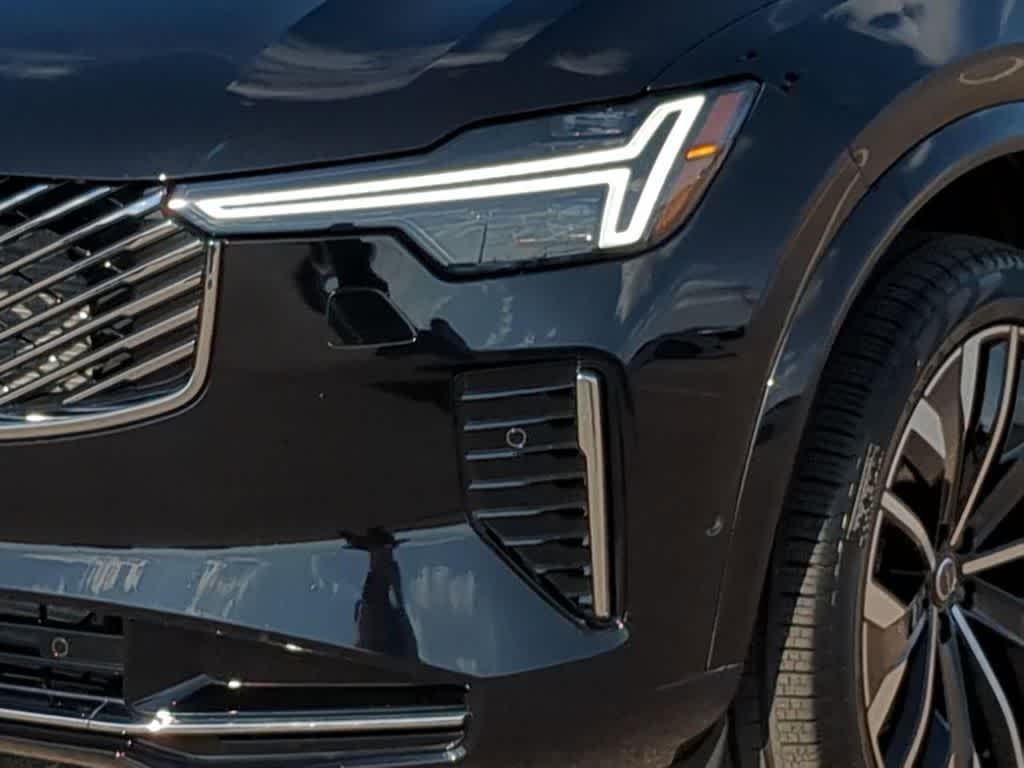 Thumbnail: 2026 Volvo XC90 - 10