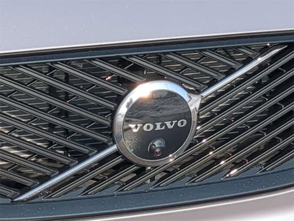 Thumbnail: 2026 Volvo XC60 - 11