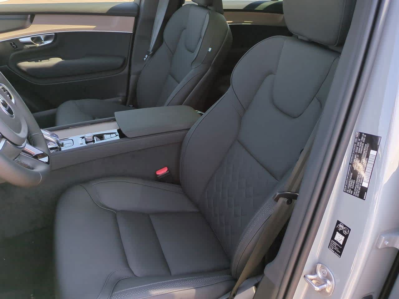 Thumbnail: 2026 Volvo XC90 - 14