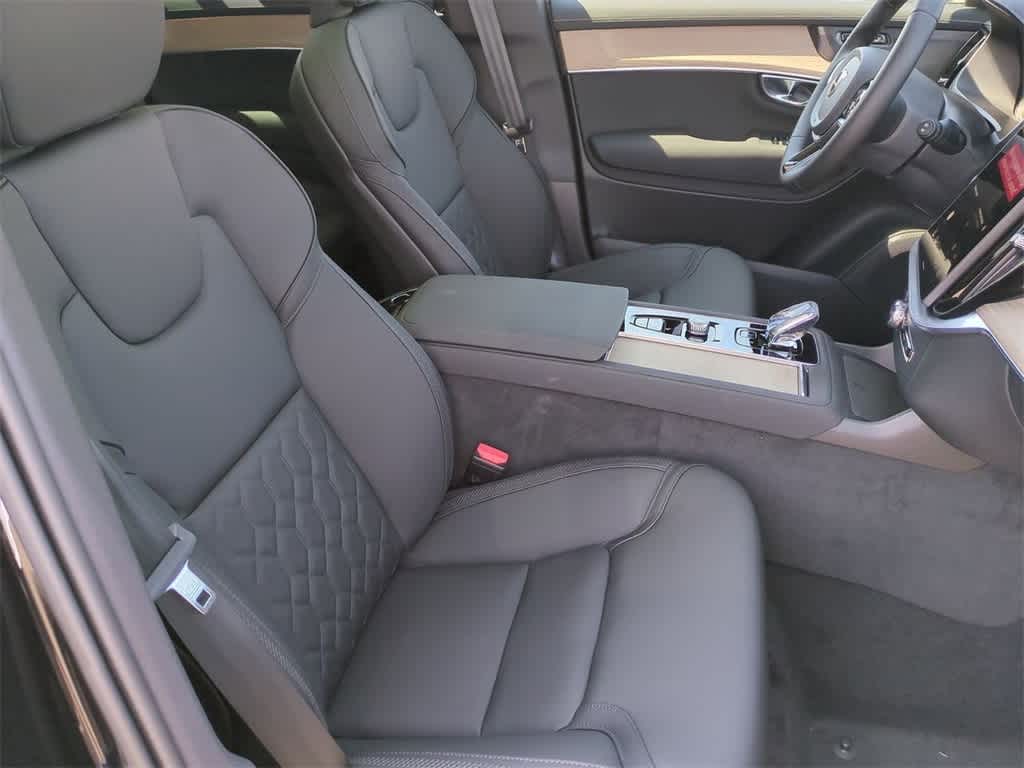 Thumbnail: 2026 Volvo XC90 - 21