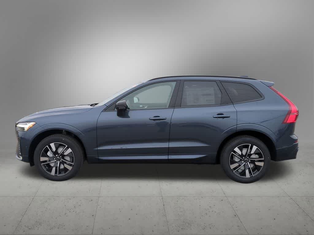 Thumbnail: 2026 Volvo XC60 - 3