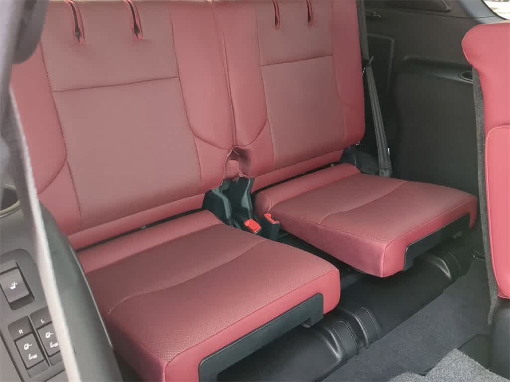 Thumbnail: 2023 Lexus GX - 21