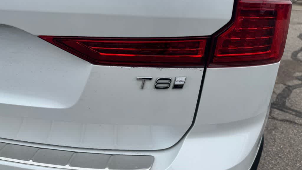 Thumbnail: 2025 Volvo XC60 - 12