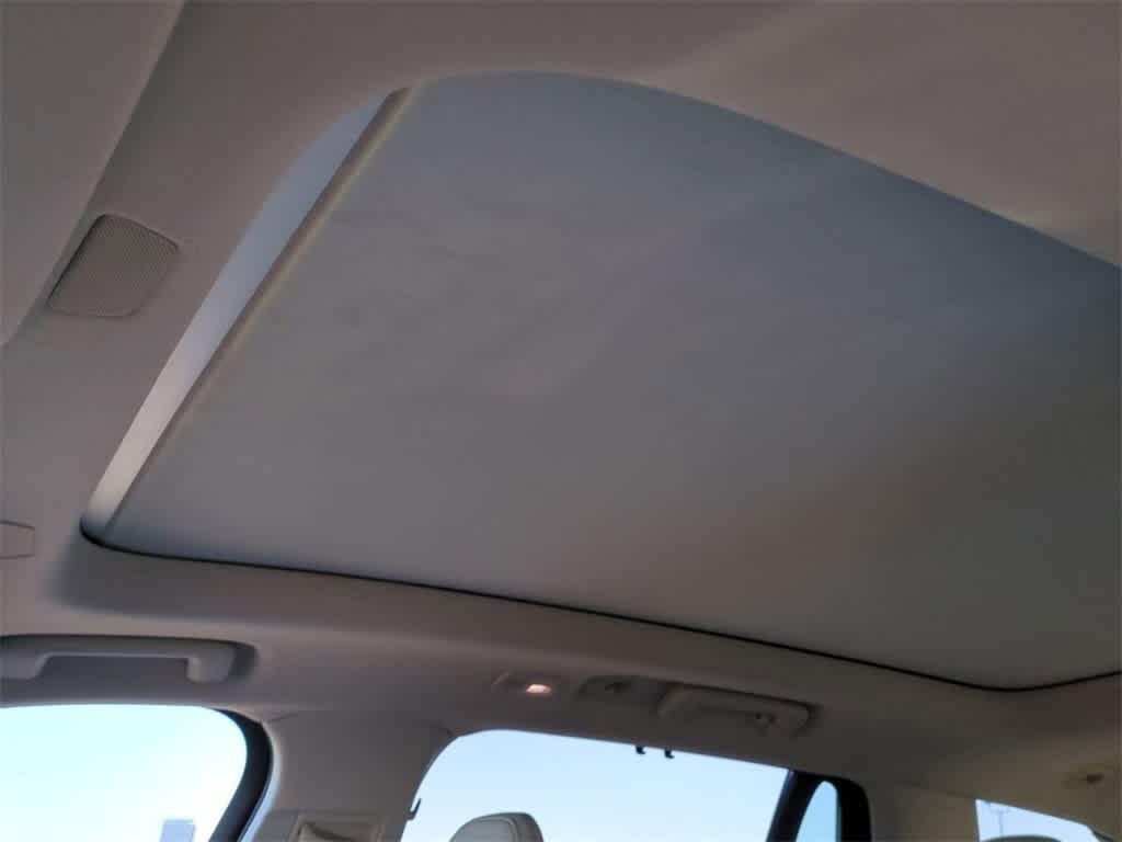 Thumbnail: 2026 Volvo XC90 - 17