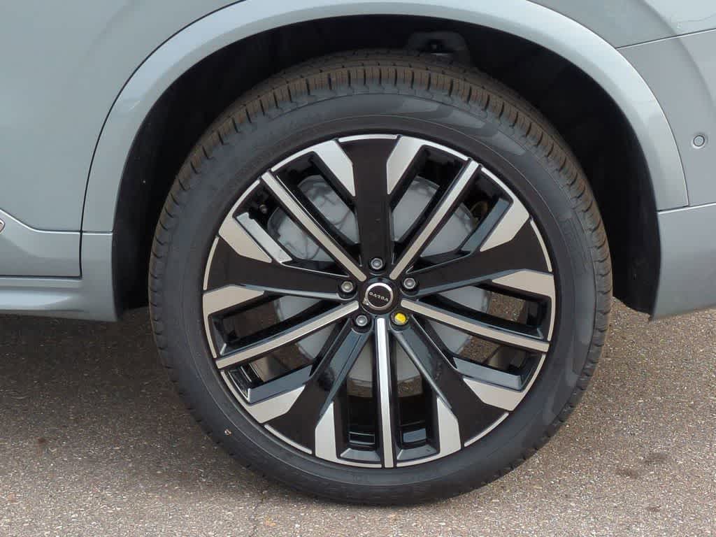 Thumbnail: 2026 Volvo XC90 - 12