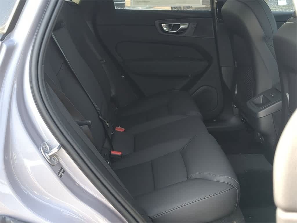 Thumbnail: 2026 Volvo XC60 - 19