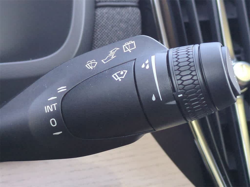 Thumbnail: 2026 Volvo XC90 - 25