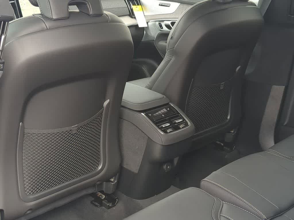 Thumbnail: 2026 Volvo XC90 - 17